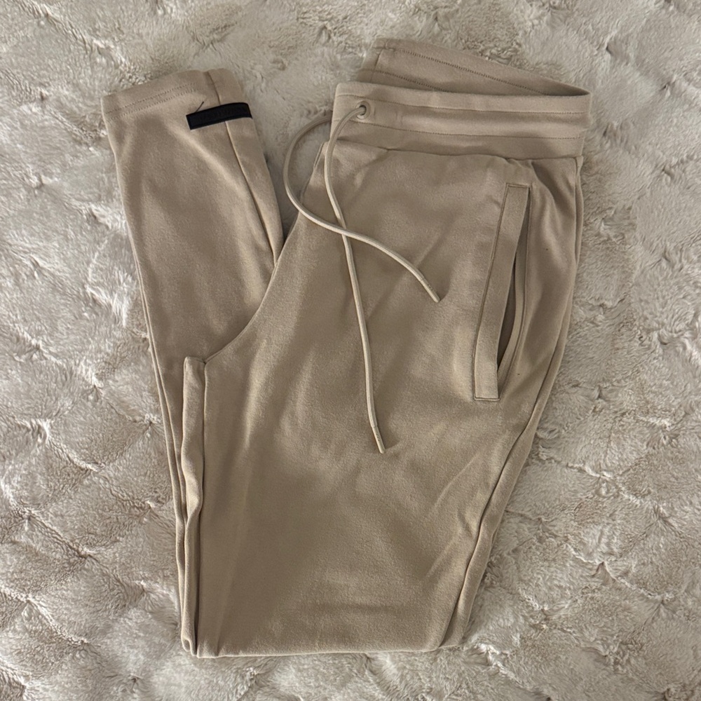 Alphalete Joggers